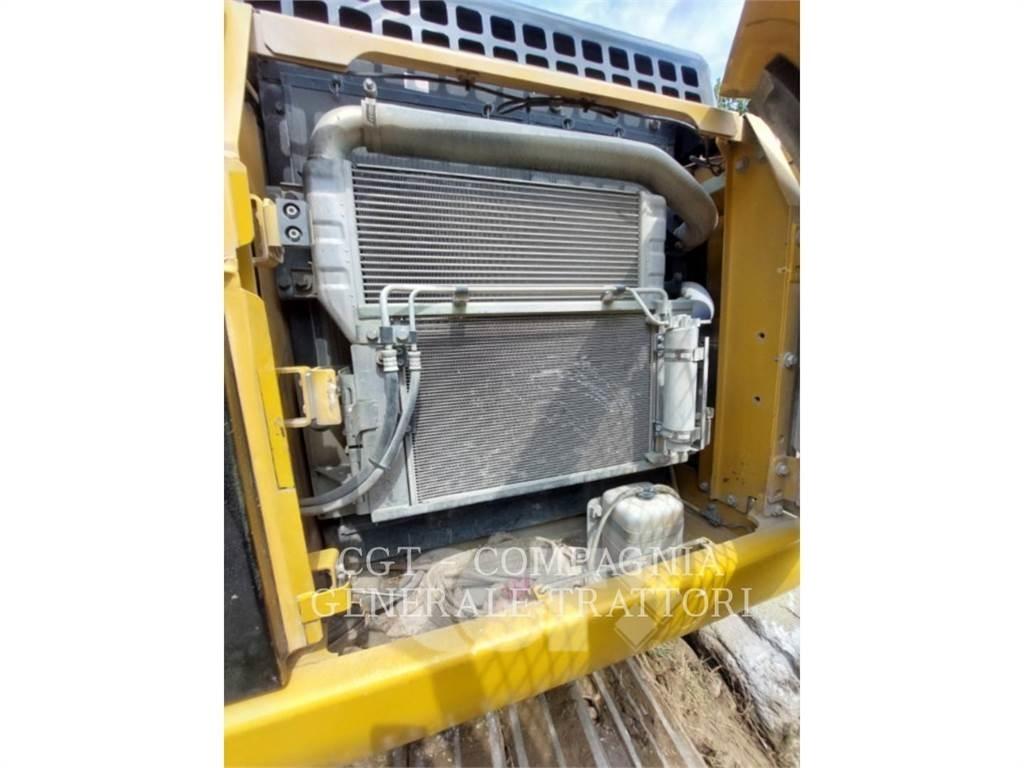 CAT 323DSA Vikšriniai ekskavatoriai