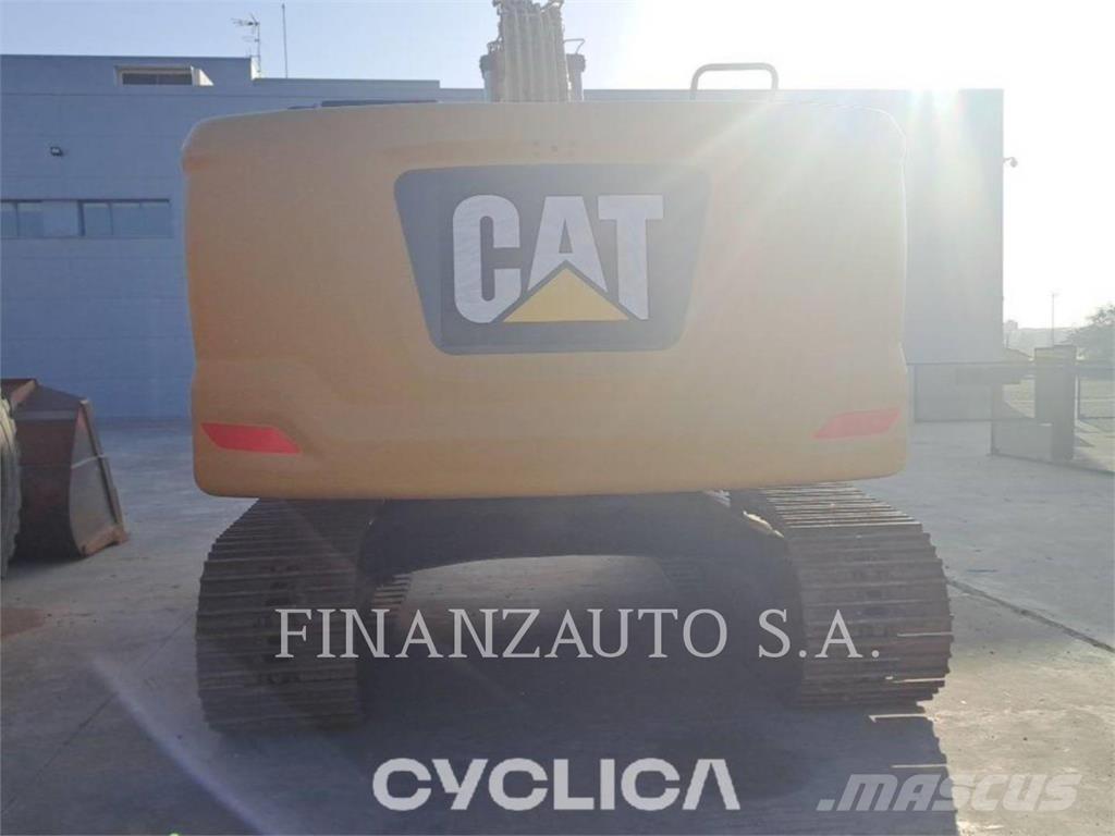 CAT 323E Vikšriniai ekskavatoriai