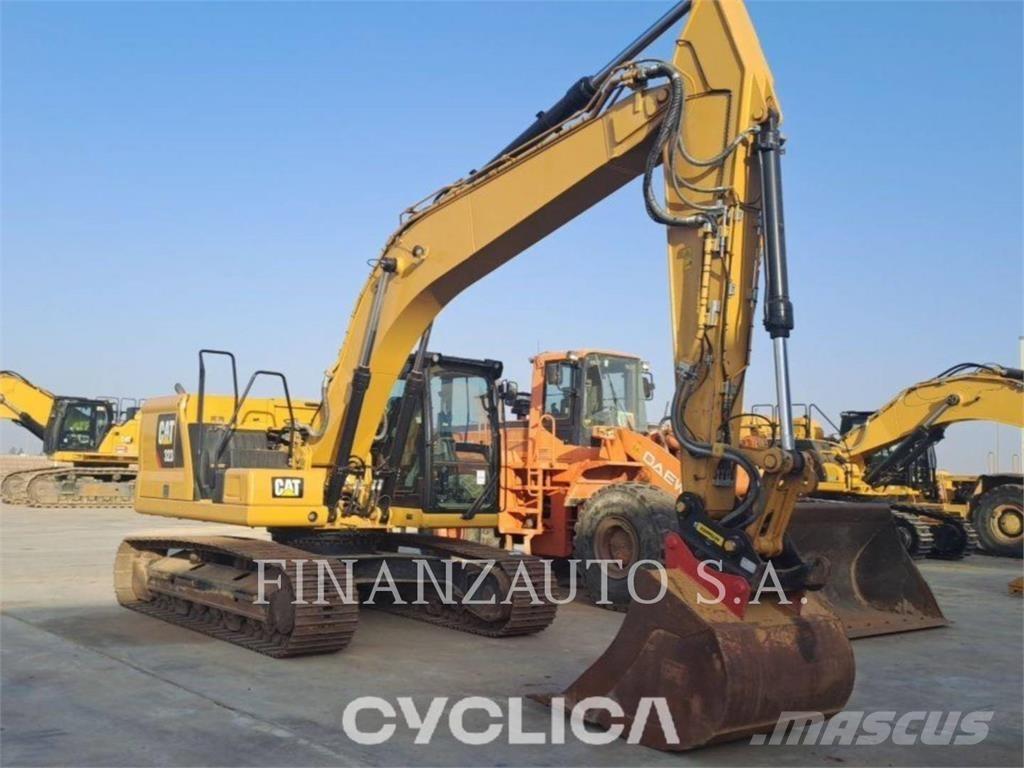 CAT 323E Vikšriniai ekskavatoriai
