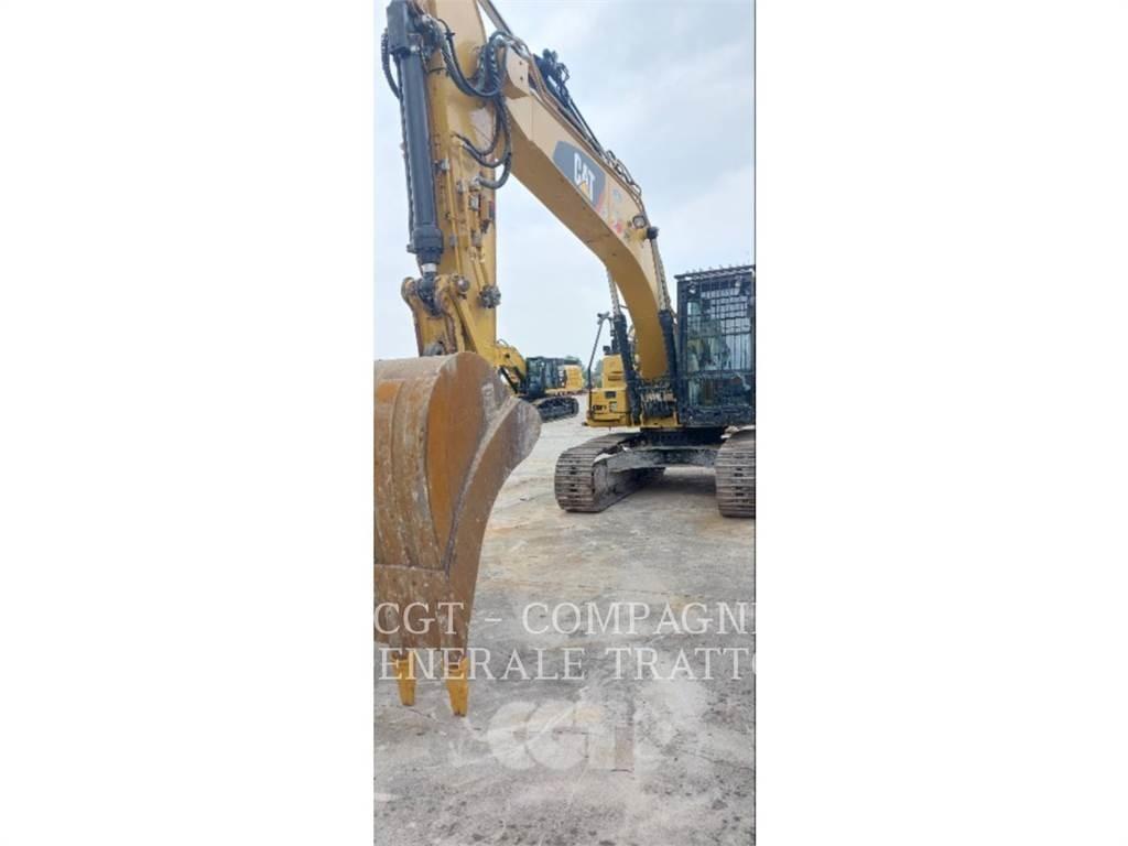 CAT 323F Vikšriniai ekskavatoriai