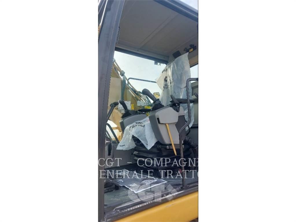 CAT 323F Vikšriniai ekskavatoriai
