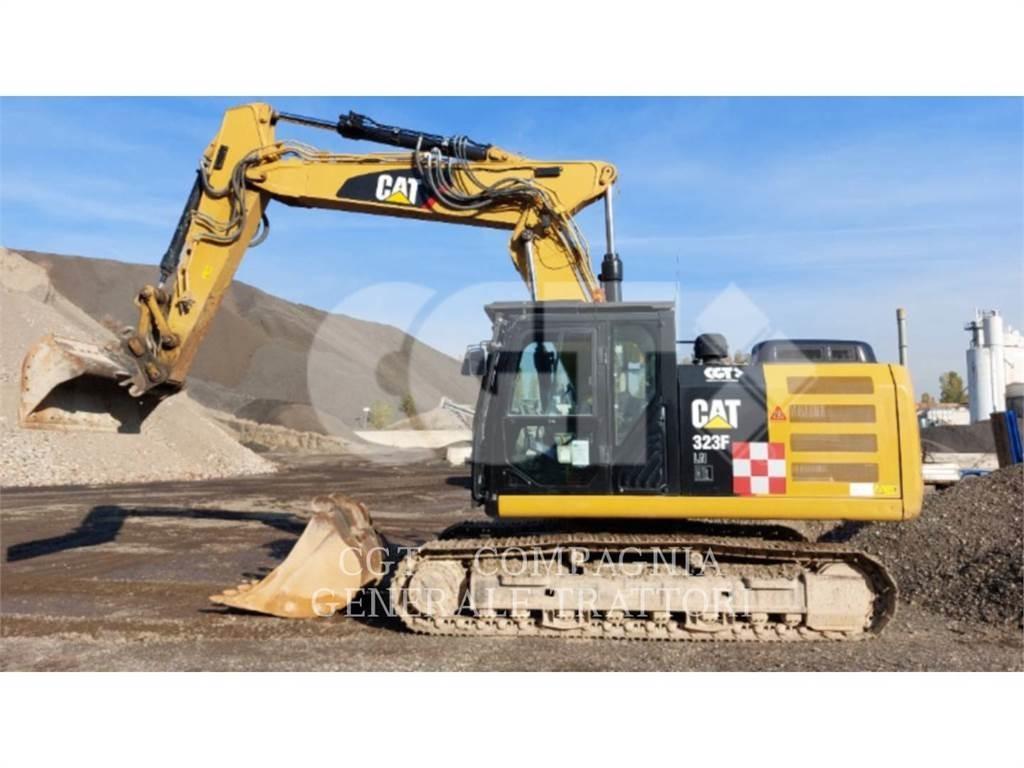 CAT 323F Vikšriniai ekskavatoriai