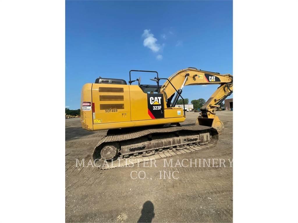 CAT 323FL Vikšriniai ekskavatoriai