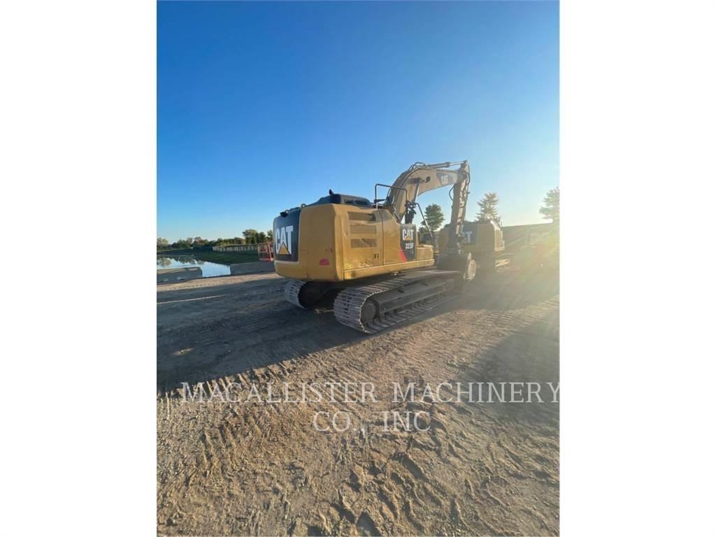 CAT 323FL Vikšriniai ekskavatoriai