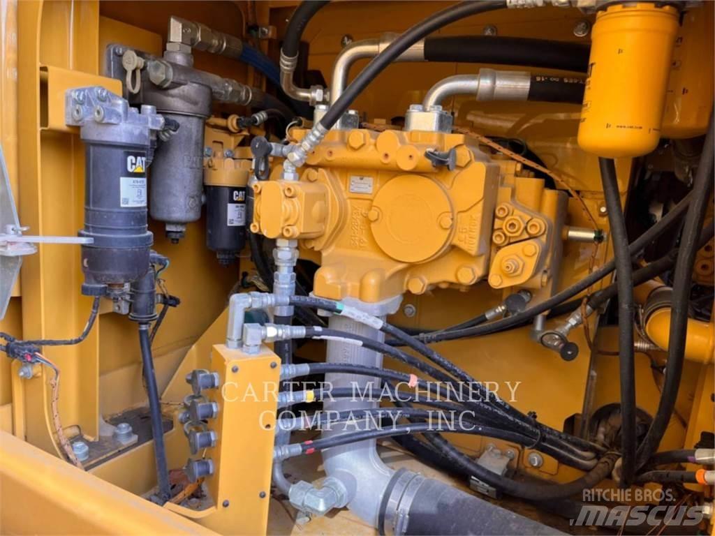 CAT 323FL Vikšriniai ekskavatoriai