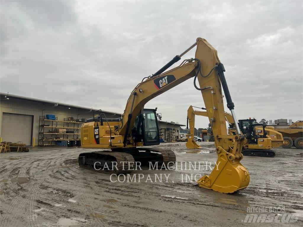 CAT 323FL Vikšriniai ekskavatoriai