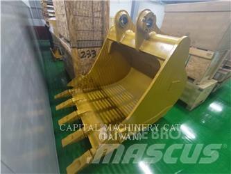 CAT 323GC Kaušai