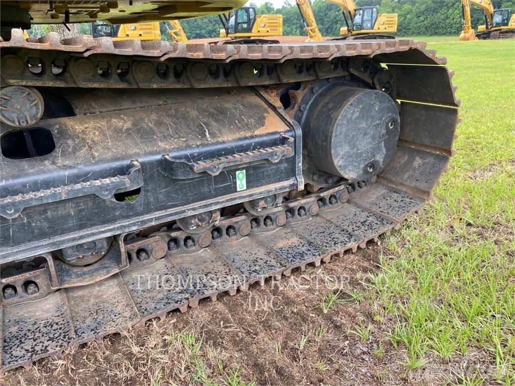 CAT 325 Vikšriniai ekskavatoriai