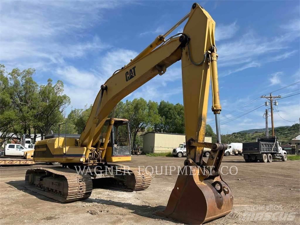 CAT 325 Vikšriniai ekskavatoriai