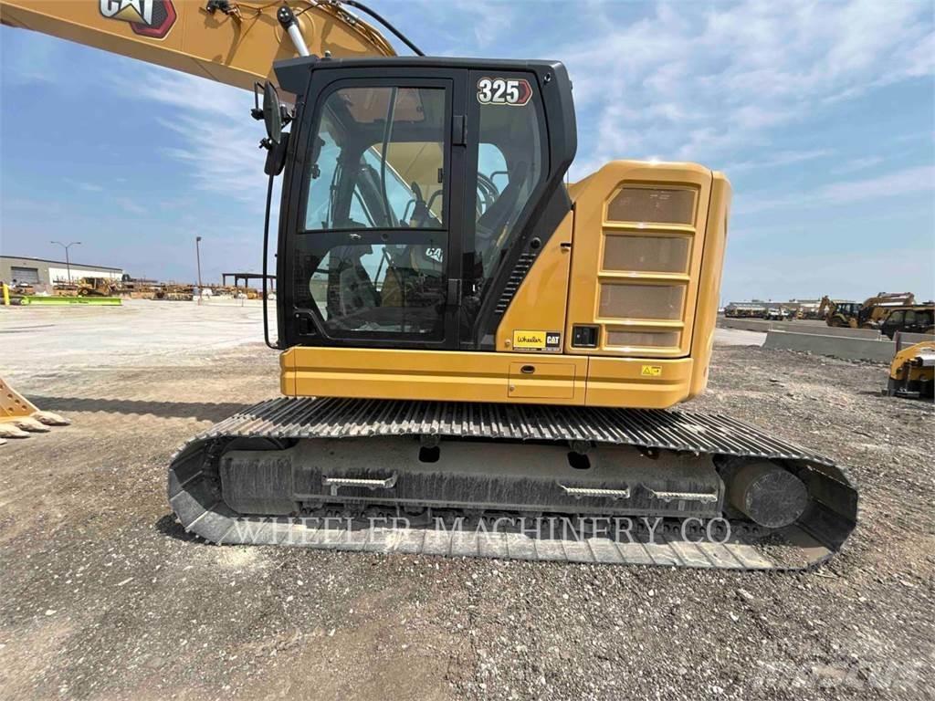CAT 325 CF Vikšriniai ekskavatoriai