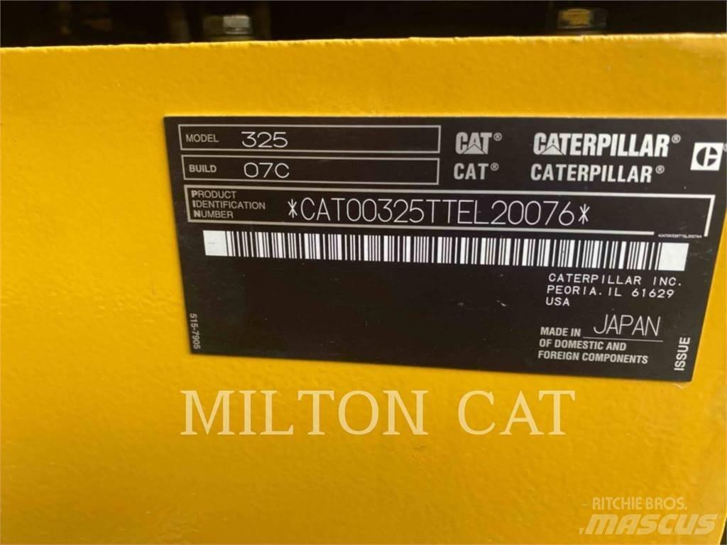 CAT 32507 Vikšriniai ekskavatoriai