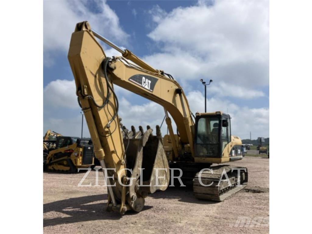 CAT 325D Vikšriniai ekskavatoriai