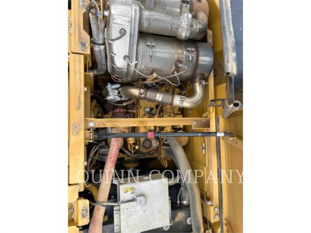 CAT 325F Vikšriniai ekskavatoriai