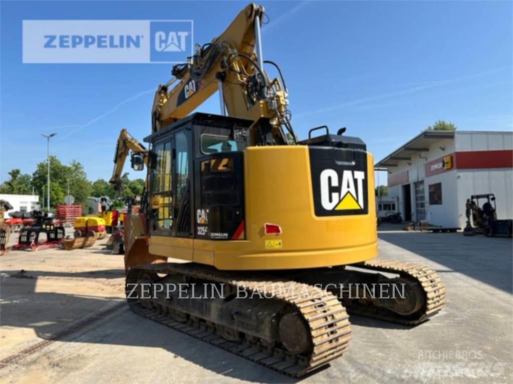 CAT 325FL Vikšriniai ekskavatoriai