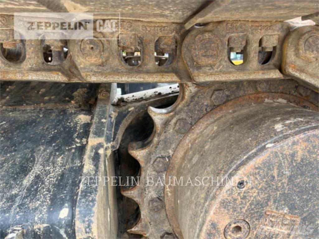 CAT 325FL Vikšriniai ekskavatoriai
