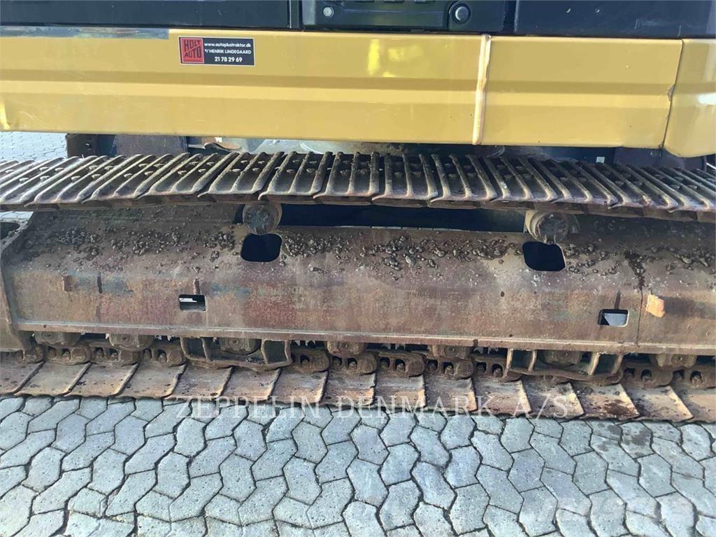 CAT 325FLCR Vikšriniai ekskavatoriai