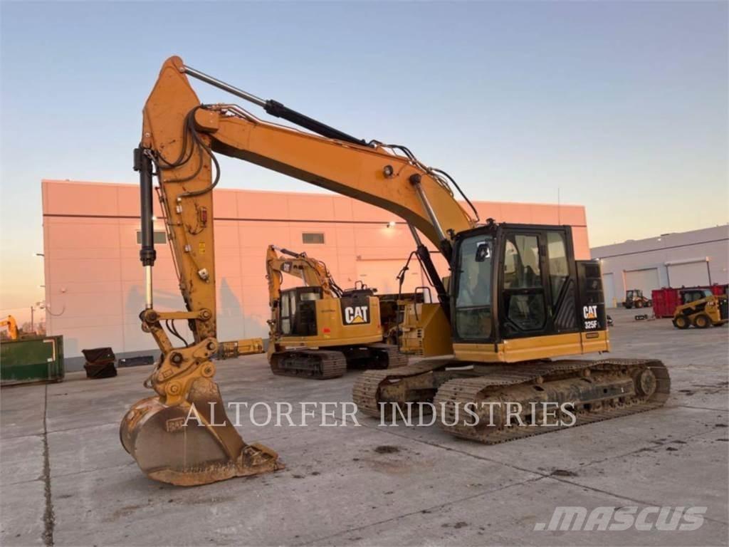 CAT 325FLCR 2D Vikšriniai ekskavatoriai