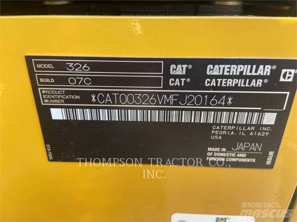CAT 326 Vikšriniai ekskavatoriai