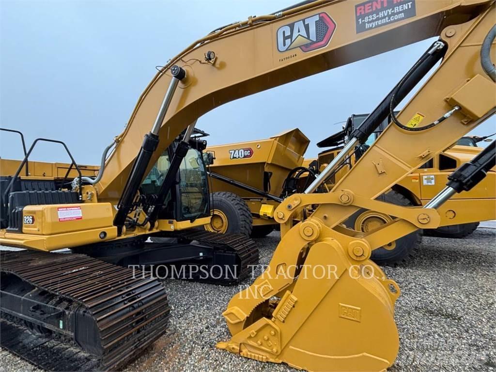 CAT 326 Vikšriniai ekskavatoriai