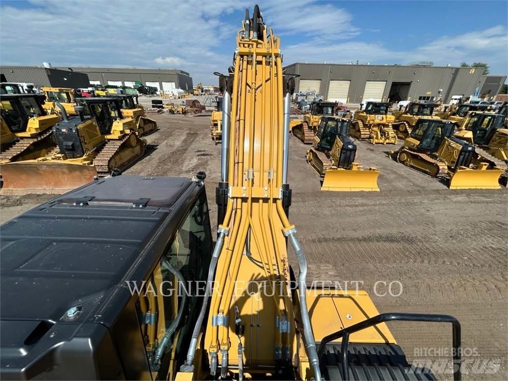 CAT 326 Vikšriniai ekskavatoriai