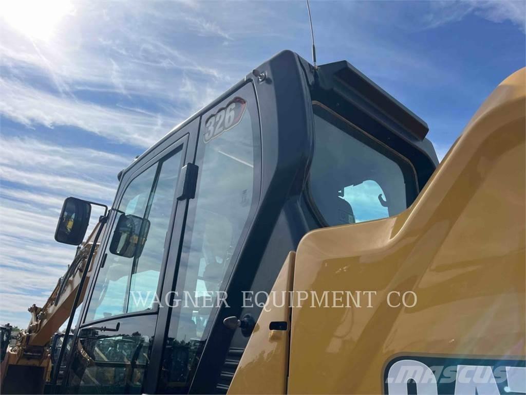 CAT 326 Vikšriniai ekskavatoriai