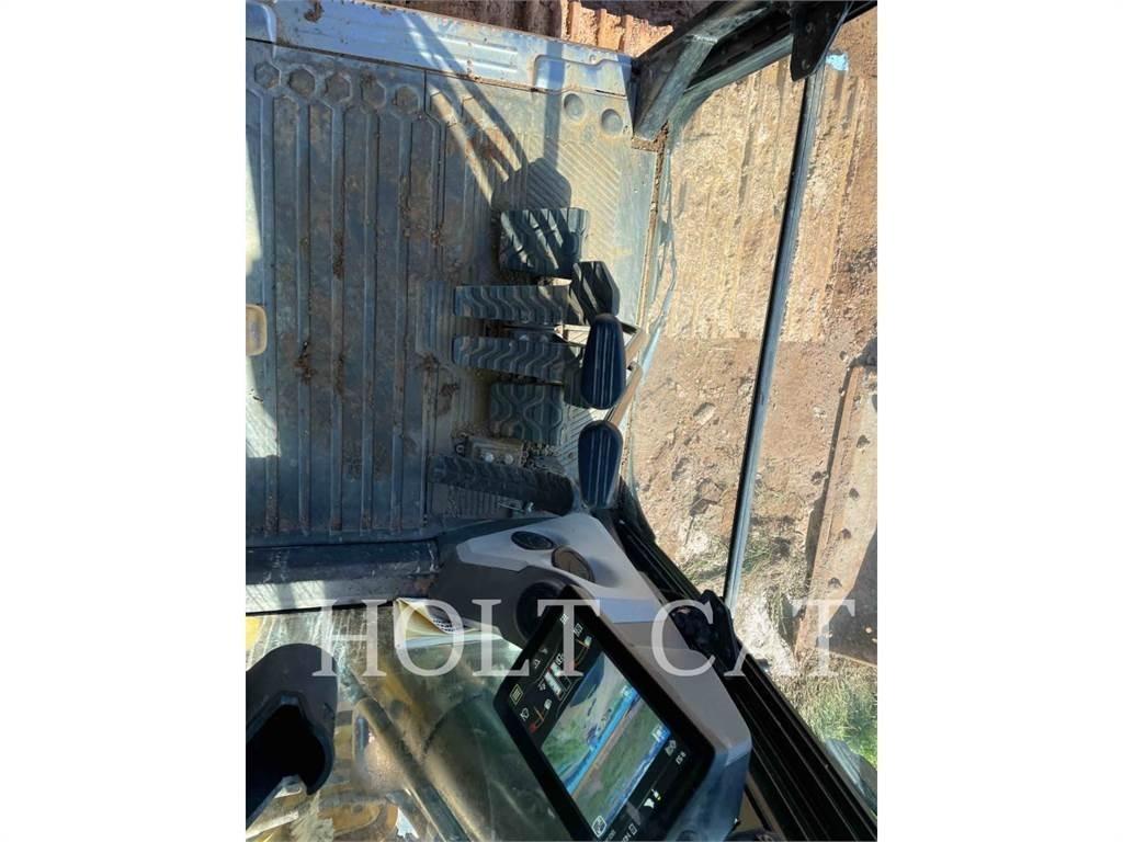 CAT 326 LRF Vikšriniai ekskavatoriai