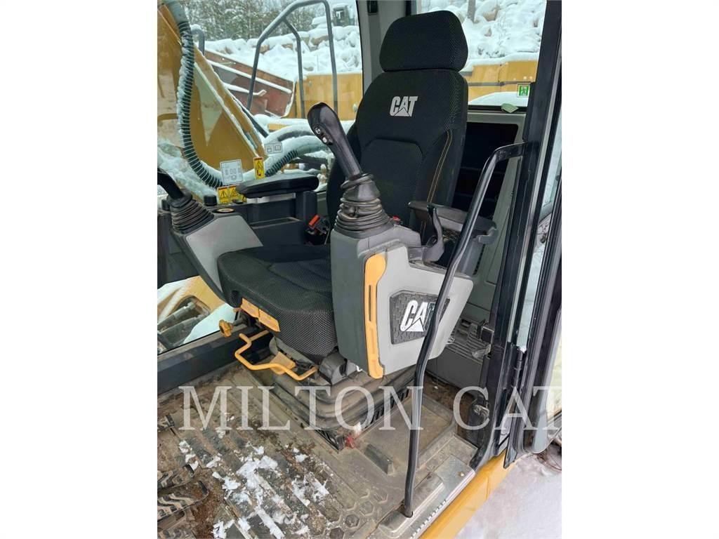 CAT 32607 Vikšriniai ekskavatoriai