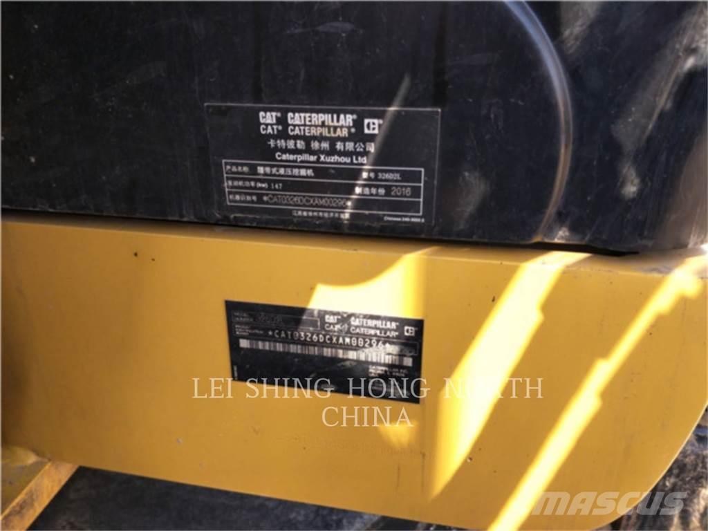 CAT 326D2L Vikšriniai ekskavatoriai