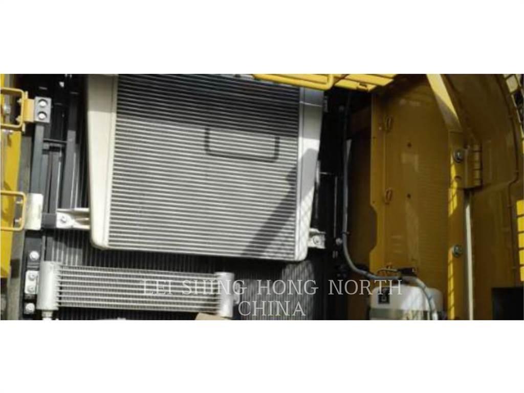 CAT 326D2L Vikšriniai ekskavatoriai