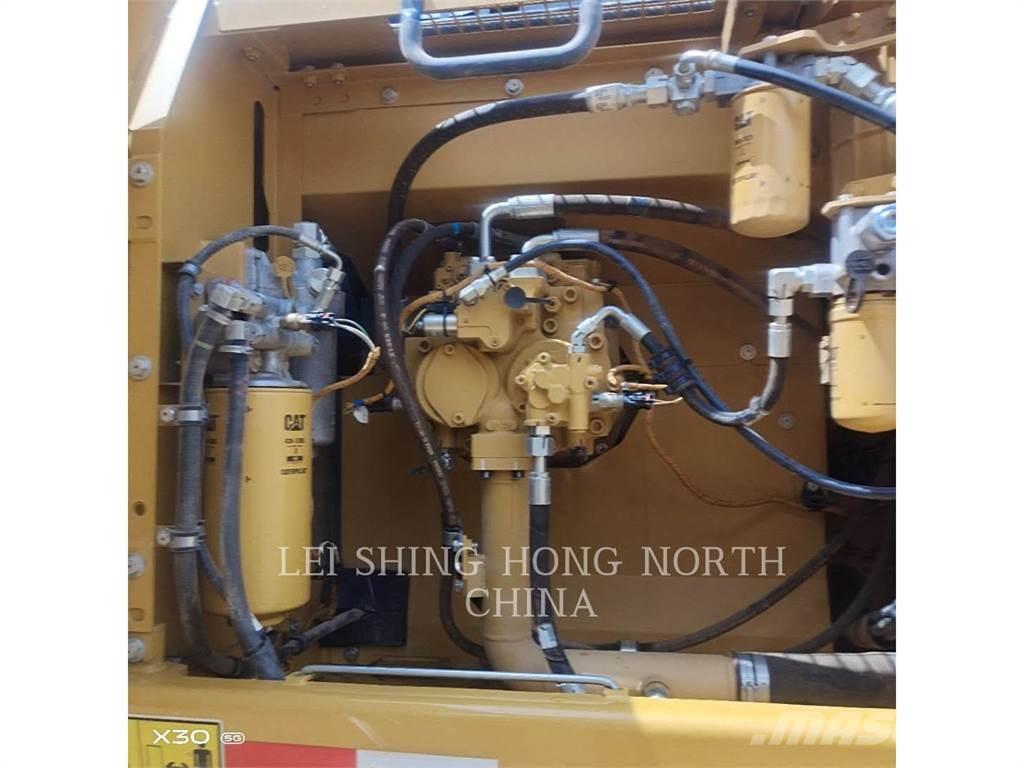 CAT 326D2L Vikšriniai ekskavatoriai