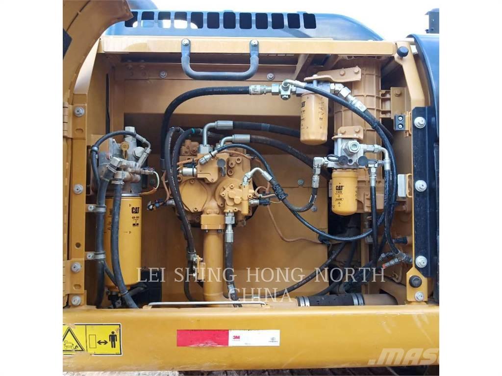 CAT 326D2L Vikšriniai ekskavatoriai