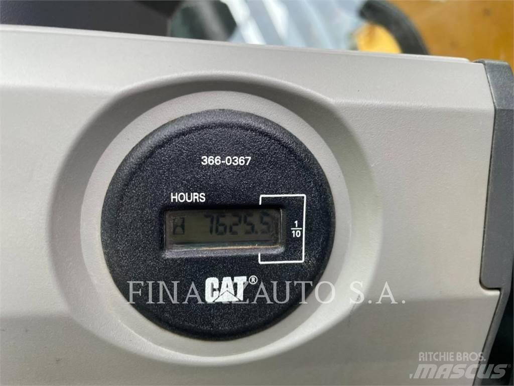 CAT 326F Vikšriniai ekskavatoriai