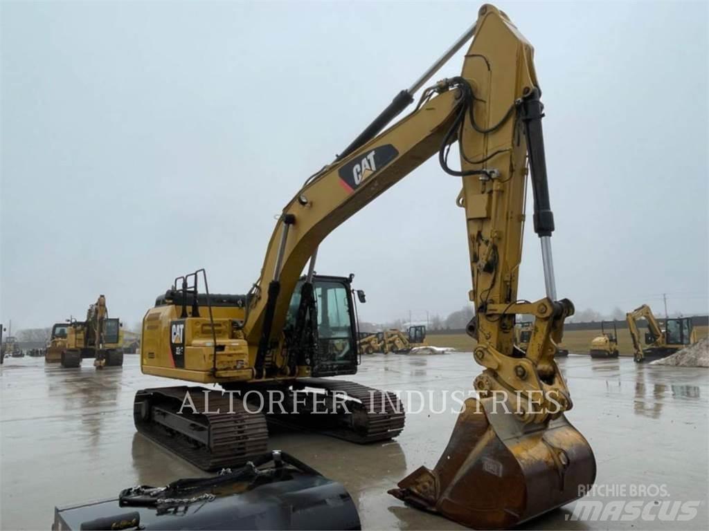 CAT 326FL Vikšriniai ekskavatoriai