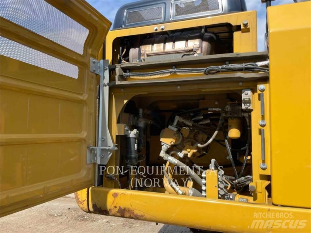 CAT 326FL Vikšriniai ekskavatoriai