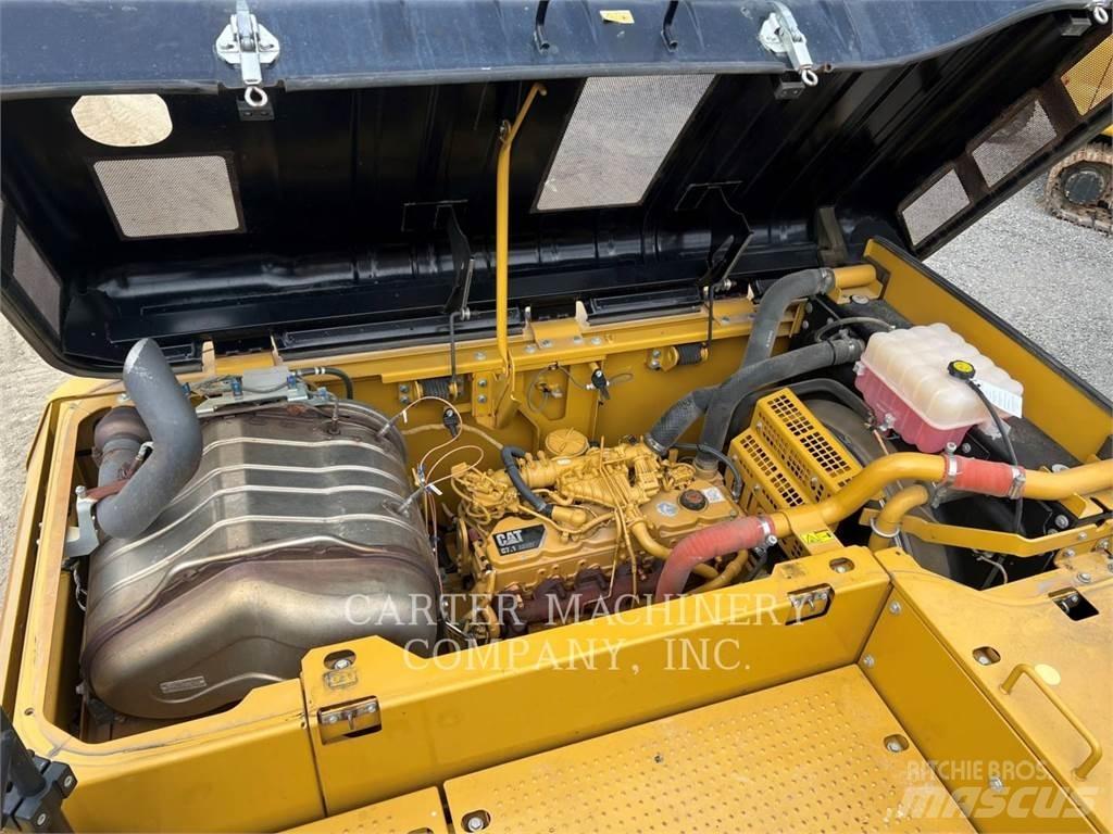 CAT 326FL Vikšriniai ekskavatoriai
