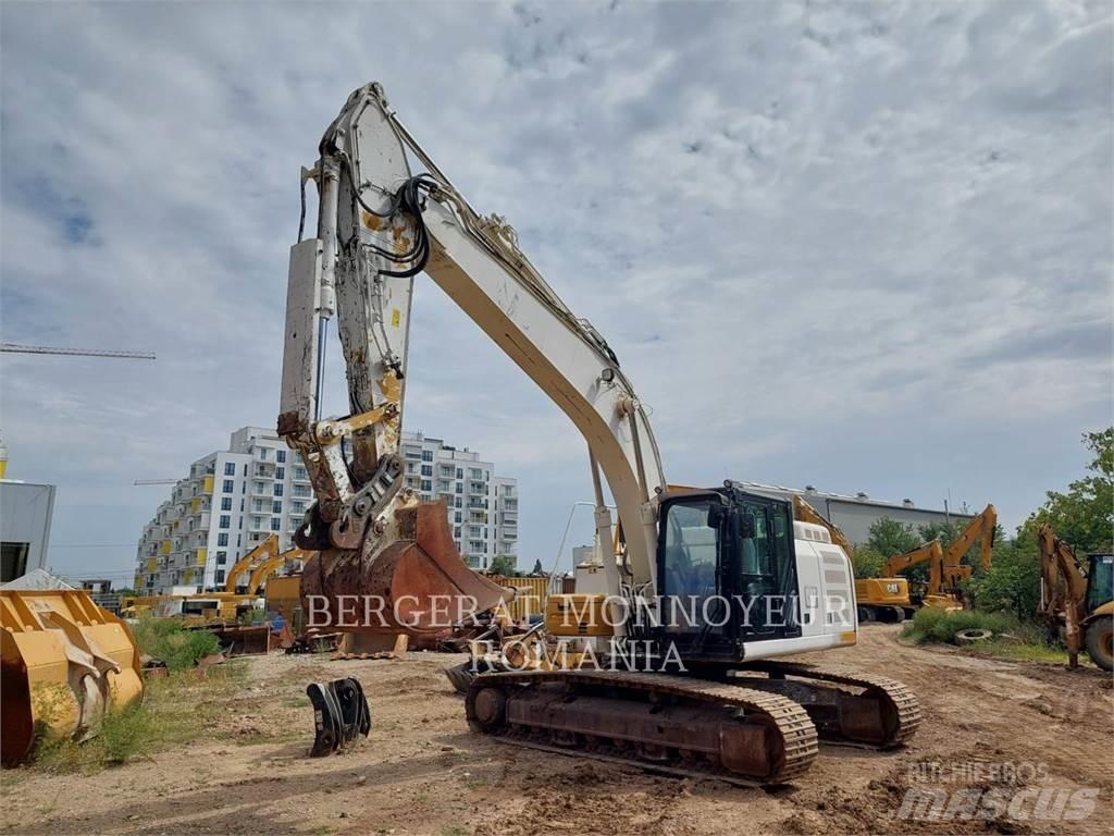 CAT 326FL Vikšriniai ekskavatoriai