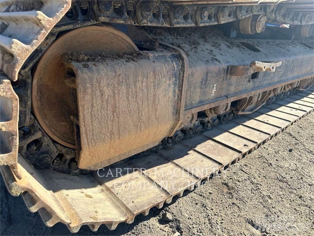 CAT 326FL Vikšriniai ekskavatoriai