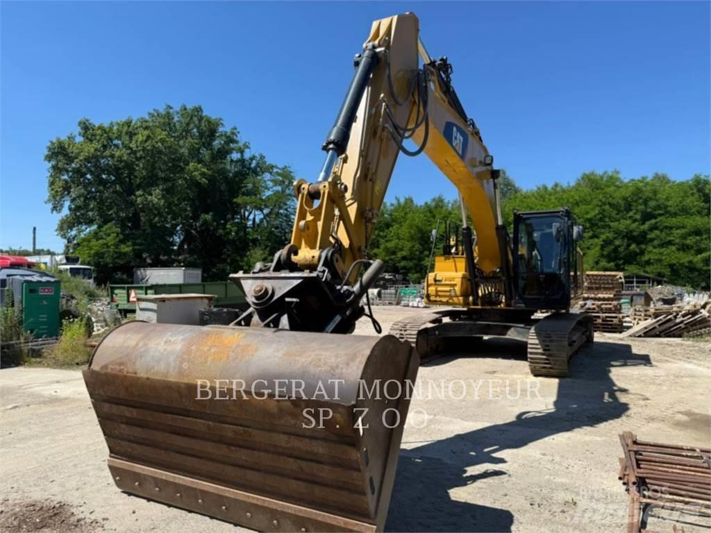 CAT 326FL Vikšriniai ekskavatoriai