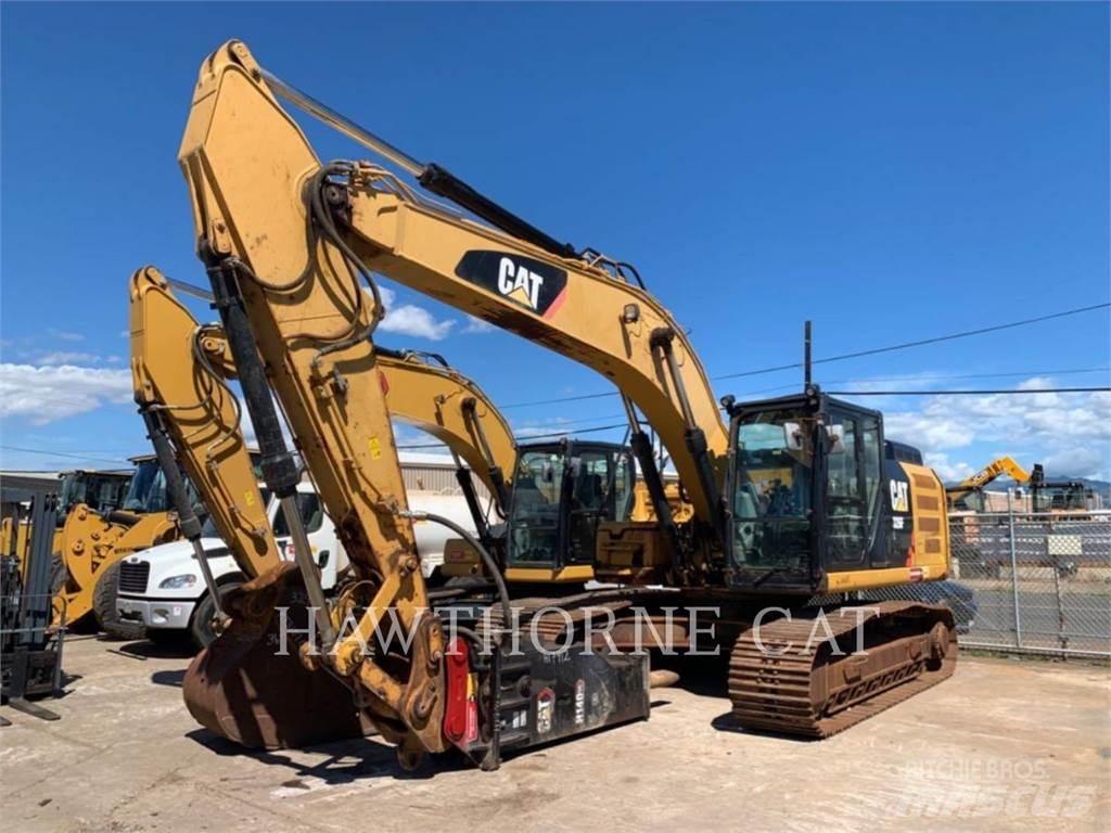 CAT 326FL Vikšriniai ekskavatoriai