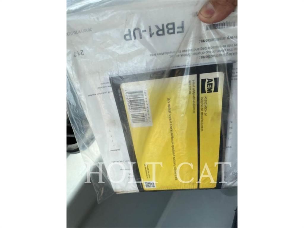 CAT 326FL LRF Vikšriniai ekskavatoriai