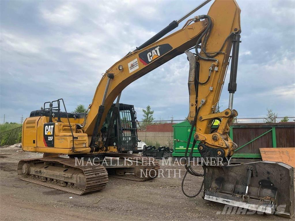 CAT 326FL PTQ Vikšriniai ekskavatoriai