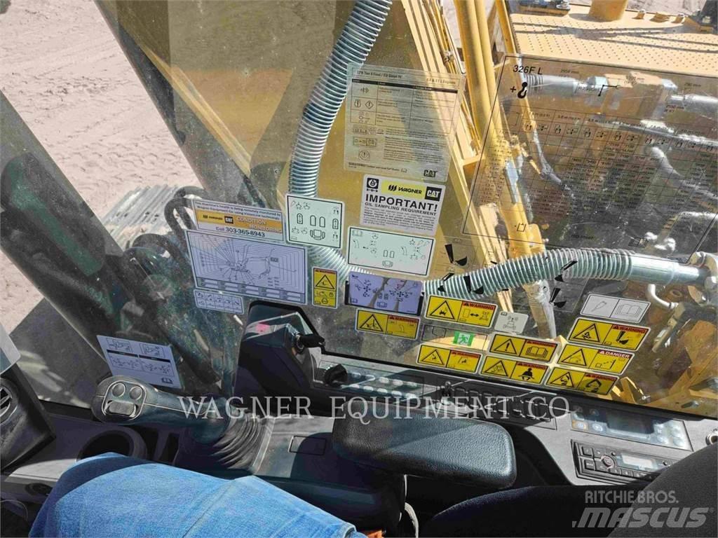 CAT 326FL TC Vikšriniai ekskavatoriai