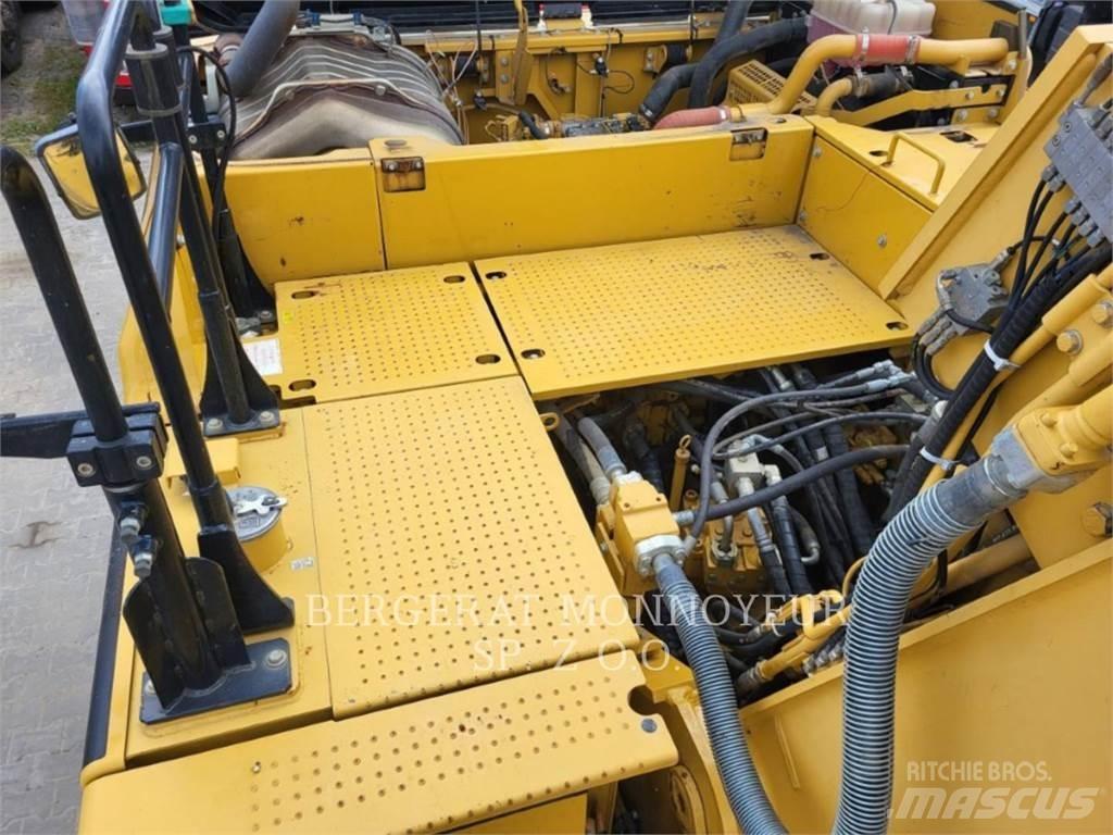 CAT 326FLN Vikšriniai ekskavatoriai