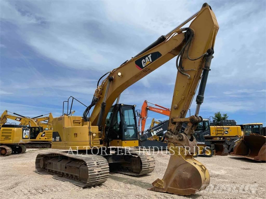 CAT 328DL CR Vikšriniai ekskavatoriai