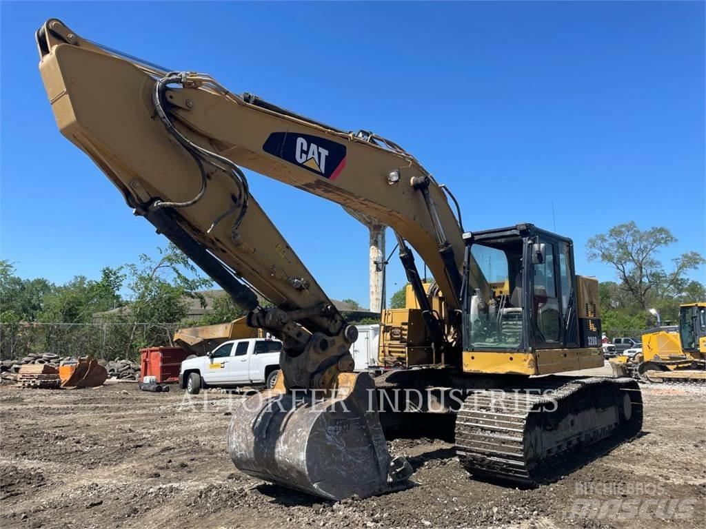 CAT 328DL HMR Vikšriniai ekskavatoriai