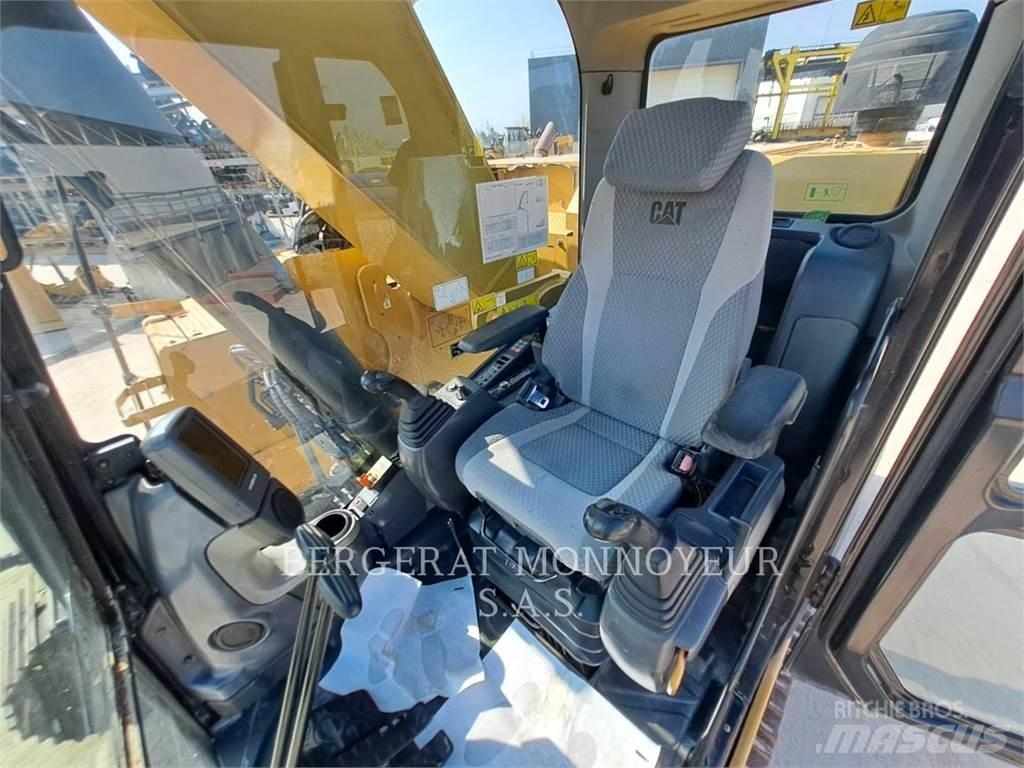 CAT 328DLCR Vikšriniai ekskavatoriai