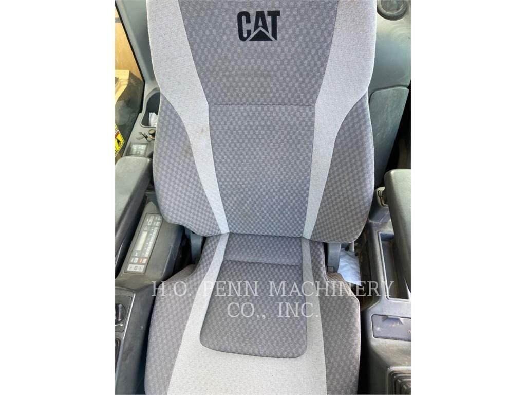 CAT 328DLCR Vikšriniai ekskavatoriai
