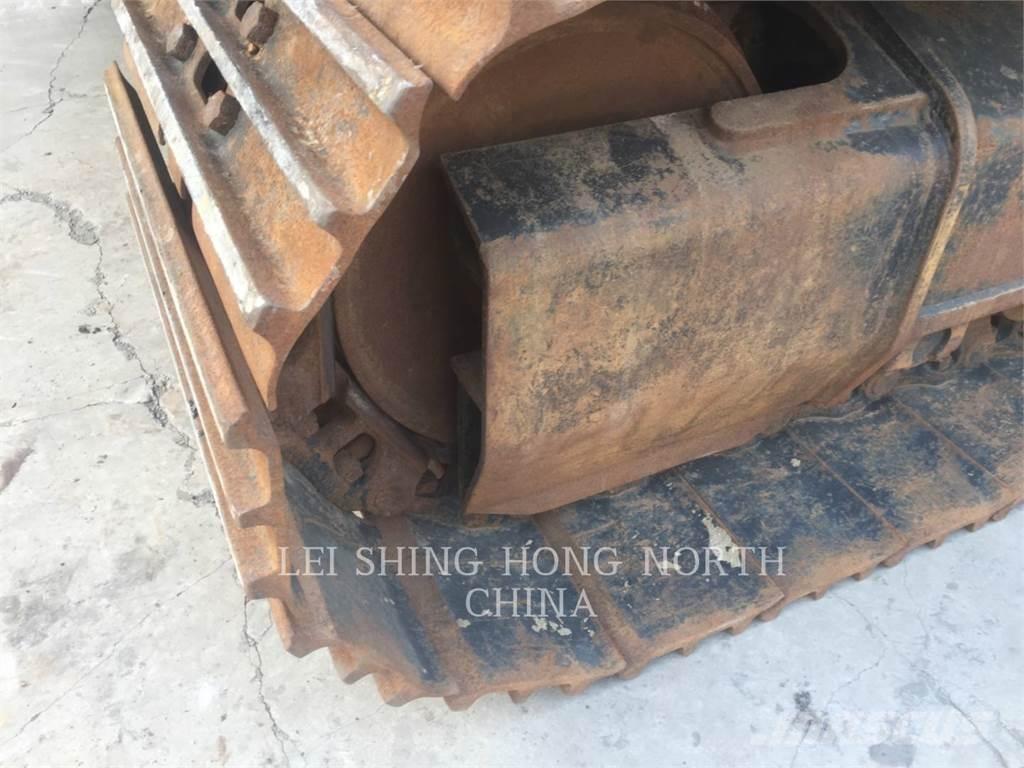 CAT 329DL Vikšriniai ekskavatoriai