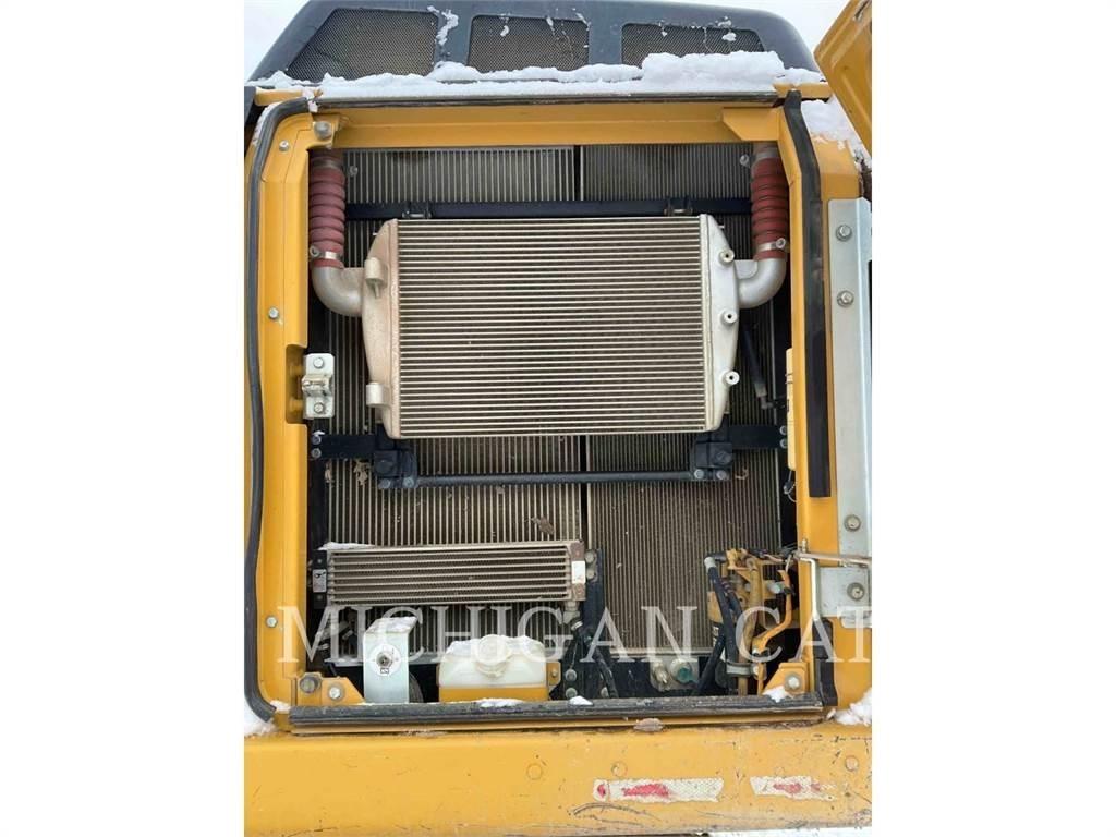 CAT 329EL Vikšriniai ekskavatoriai
