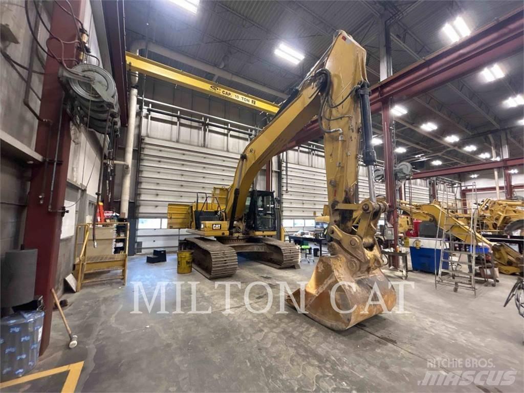 CAT 330 Vikšriniai ekskavatoriai